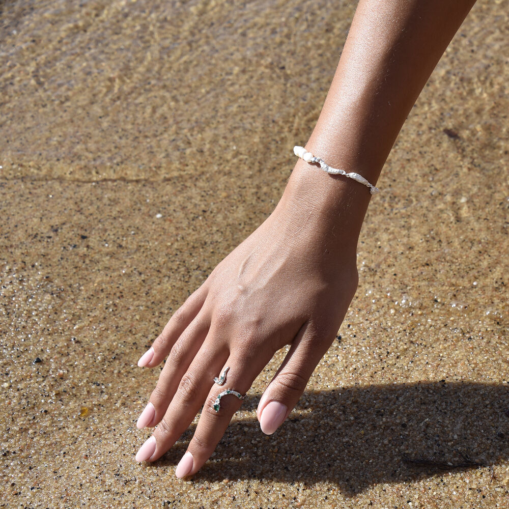 Culturesse Racquel Sculptural Silver Pod Pearl Bracelet