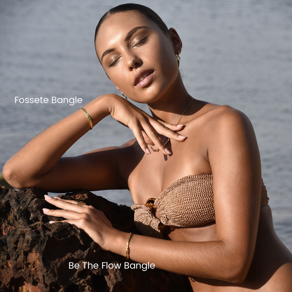 Culturesse Be The Flow Artisan Bangle (Gold)