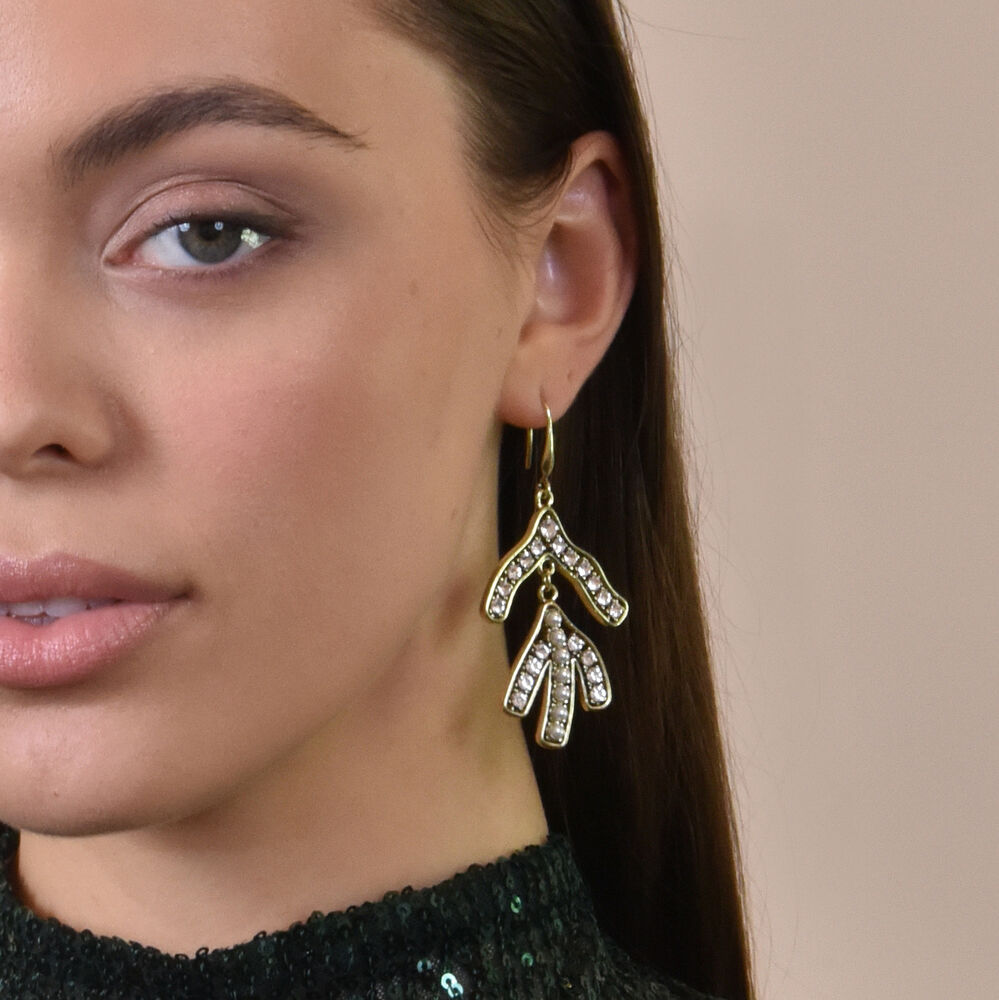 Culturesse Bexley Sparkle Coral Runway Earrings