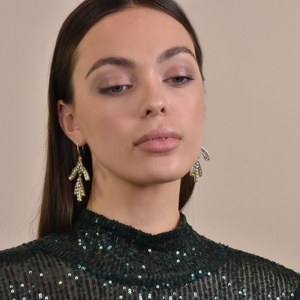 Culturesse Bexley Sparkle Coral Runway Earrings