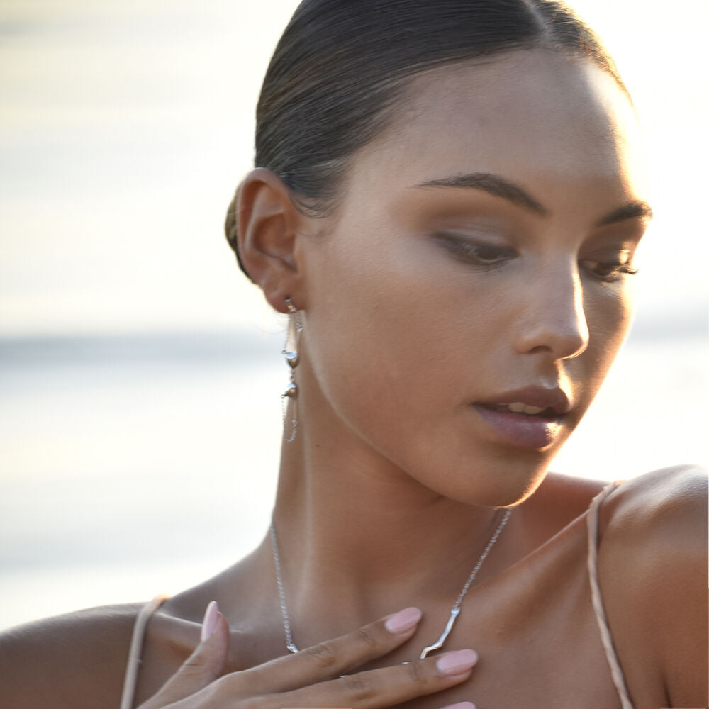 Culturesse Georgina Art Deco Bralette Earrings (Silver)