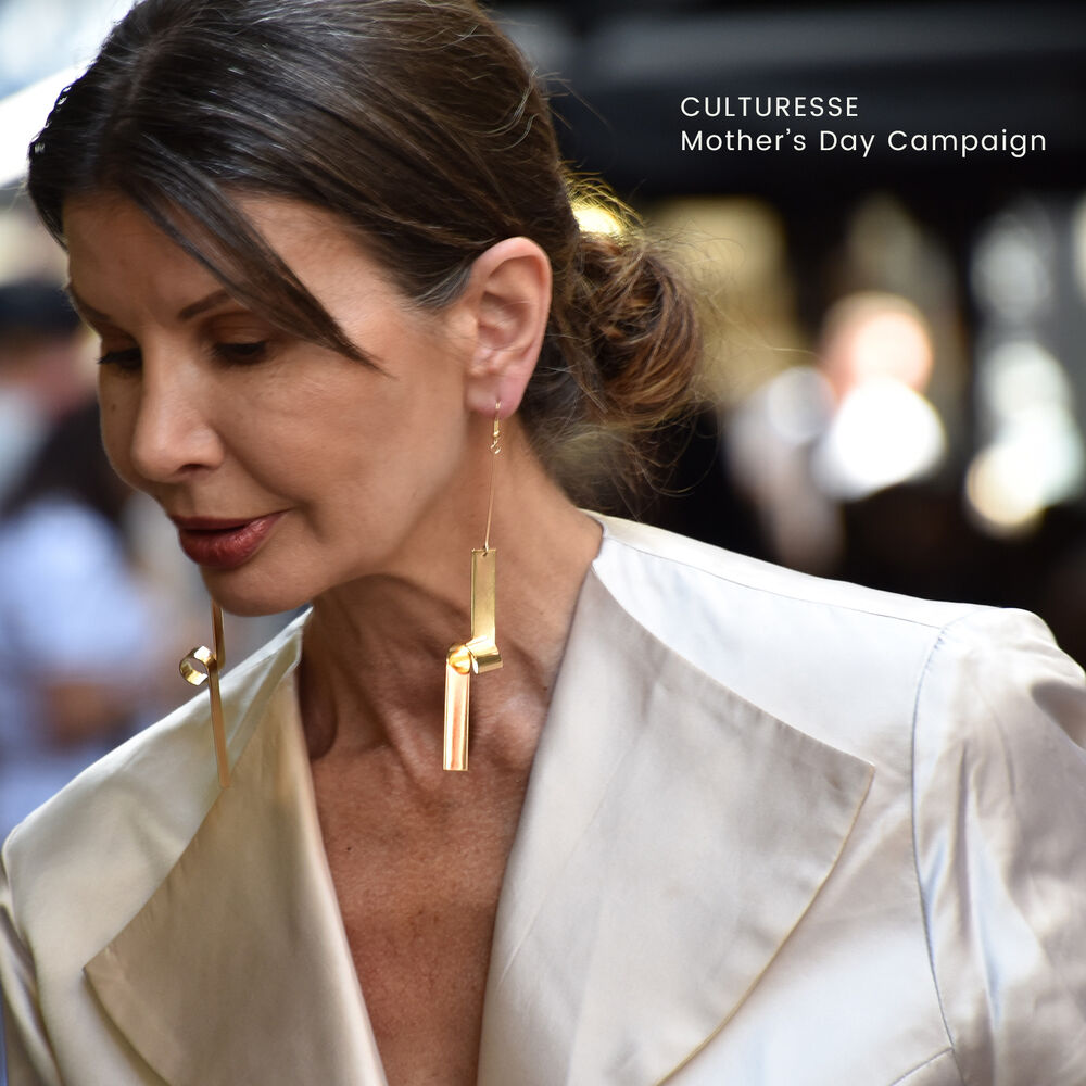 Culturesse Eilleen Golden Twirl Earrings