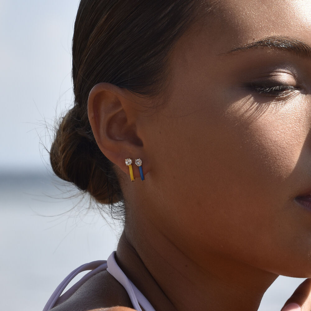 Culturesse Gabriela Diamante Enamel U Huggie Earrings (Blue)