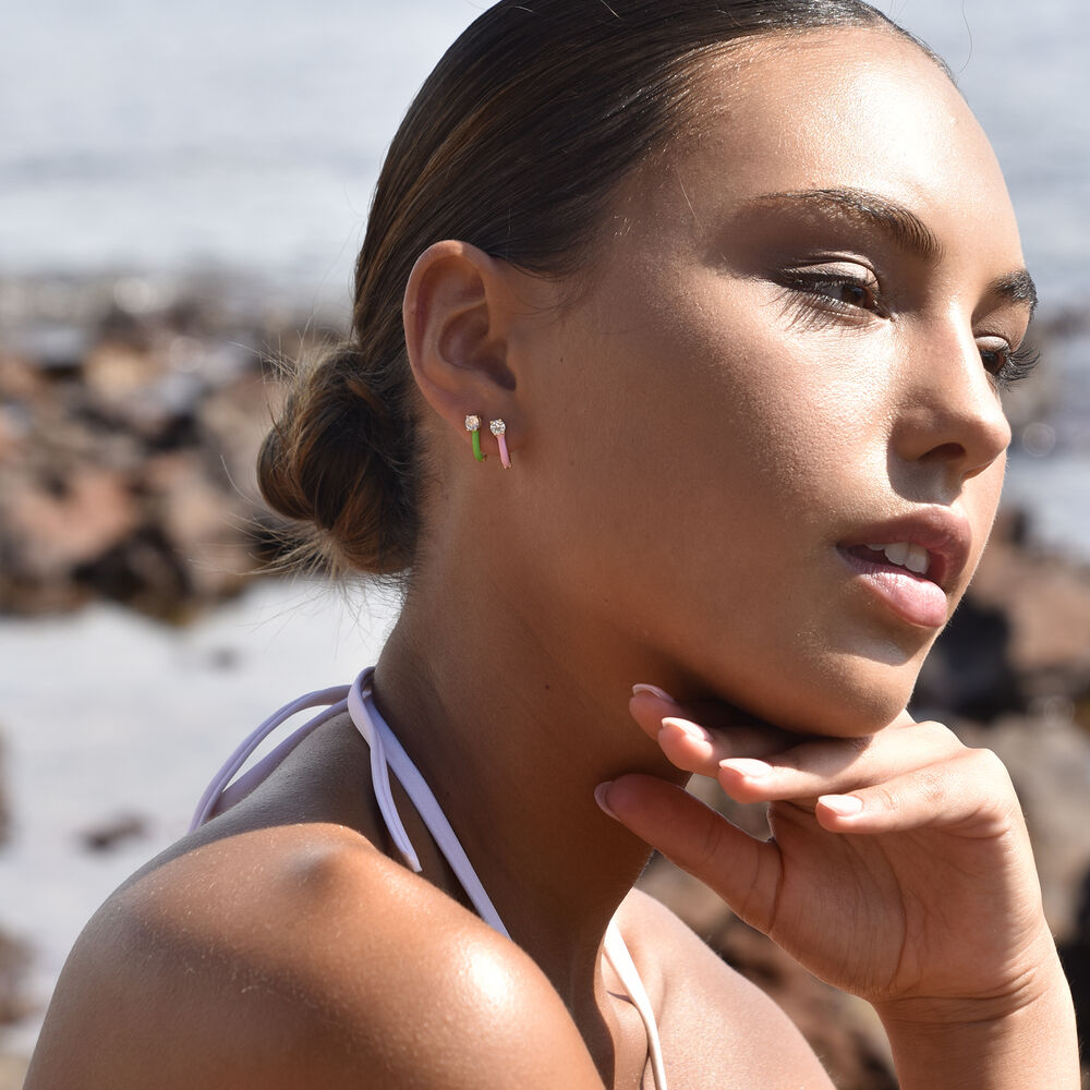 Culturesse Gabriela Diamante Enamel U Huggie Earrings (Pink)