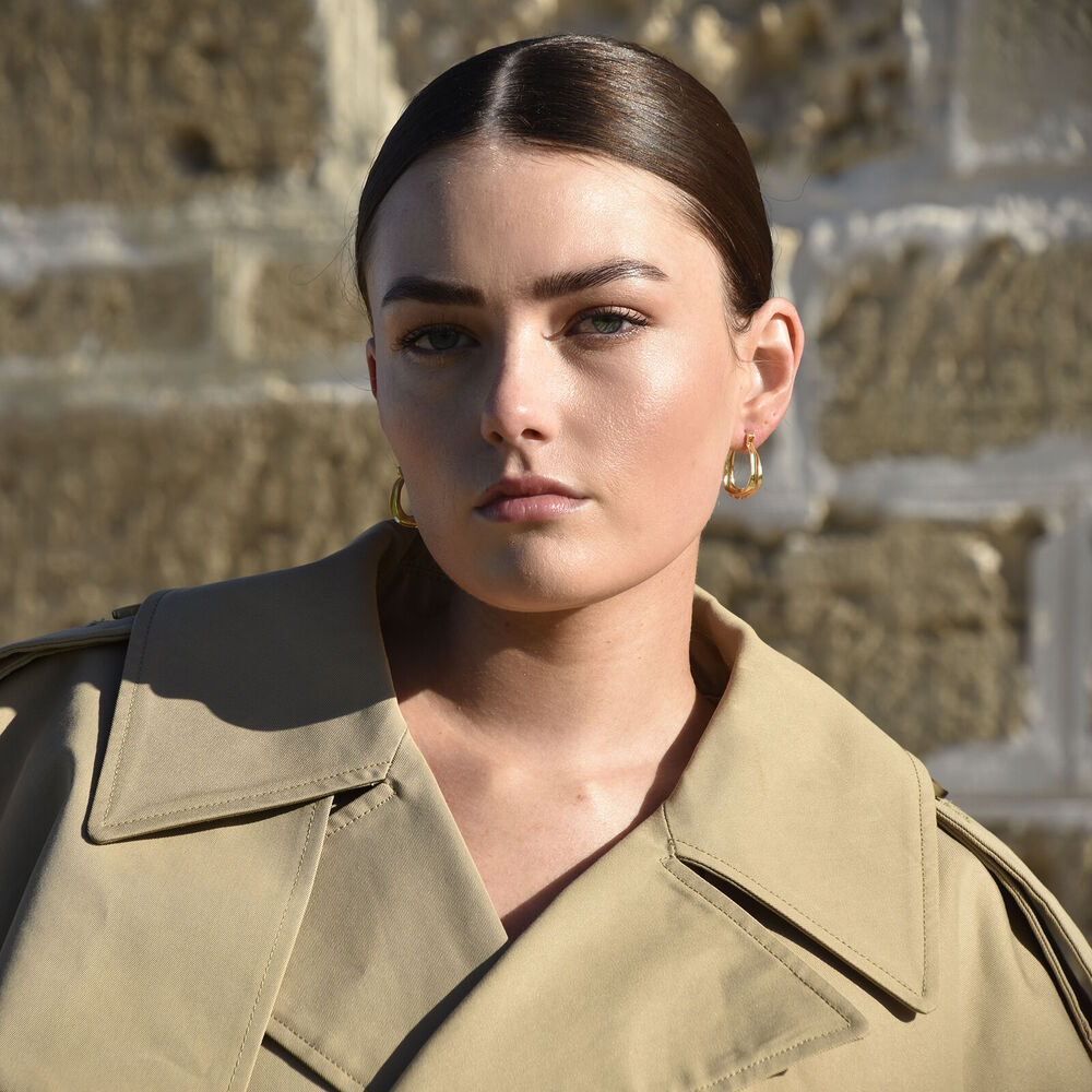 Culturesse Giverny Artisan Fluid Huggie Earrings (Gold)