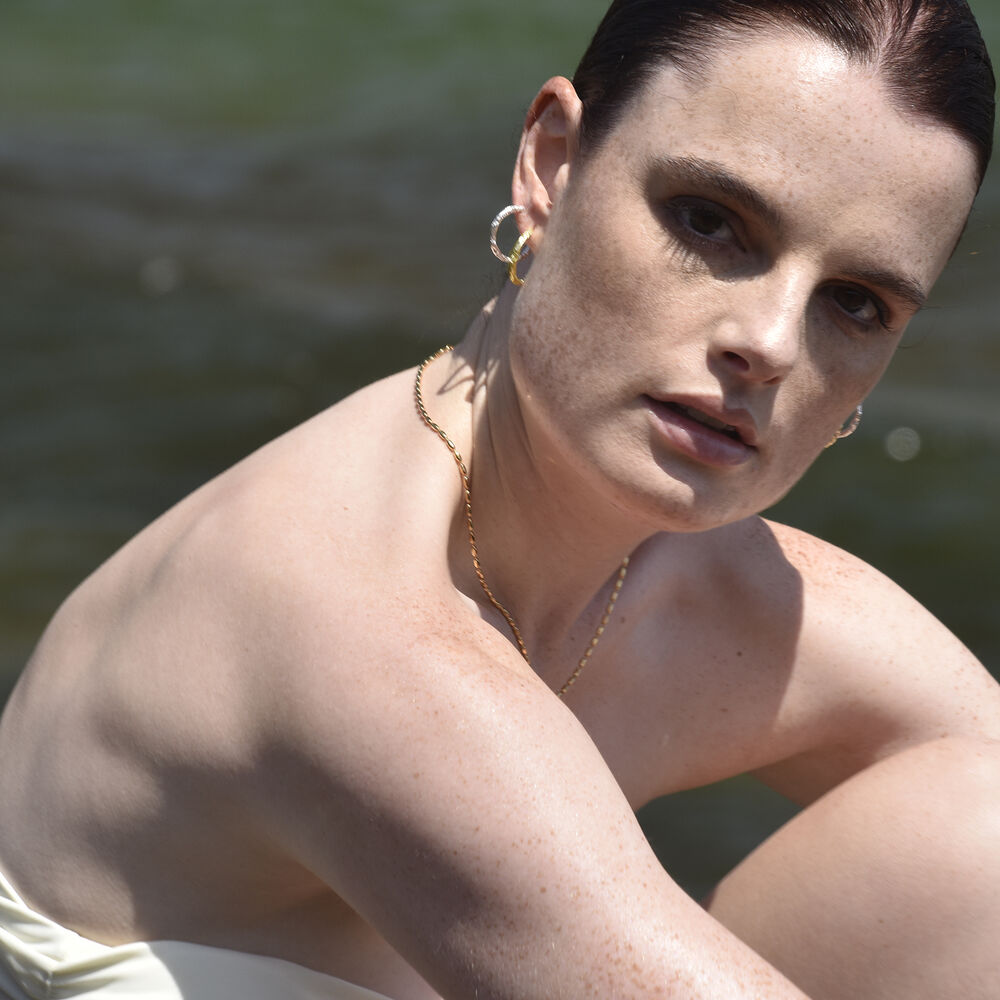 Culturesse Avery Artsy Textured Hoop Earrings (Gold)