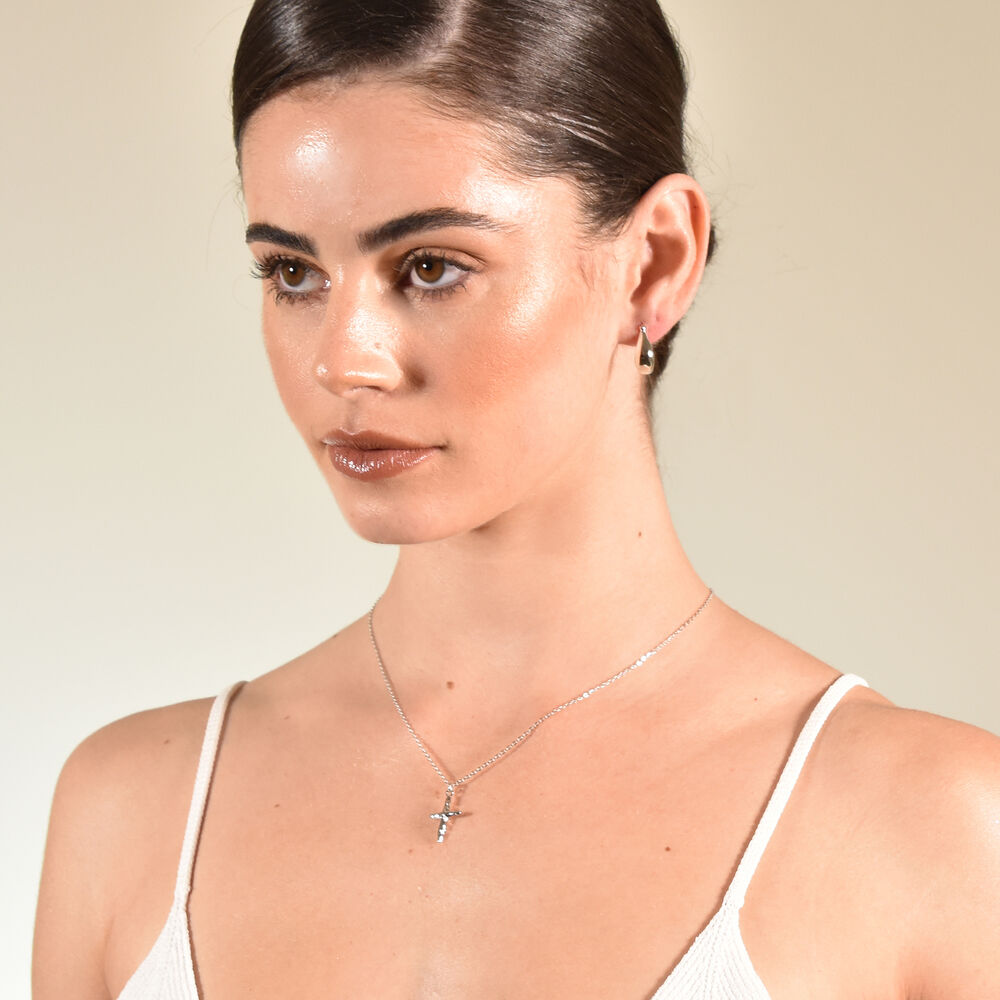 Culturesse Krista Modern Bowl Huggie Earrings - Silver