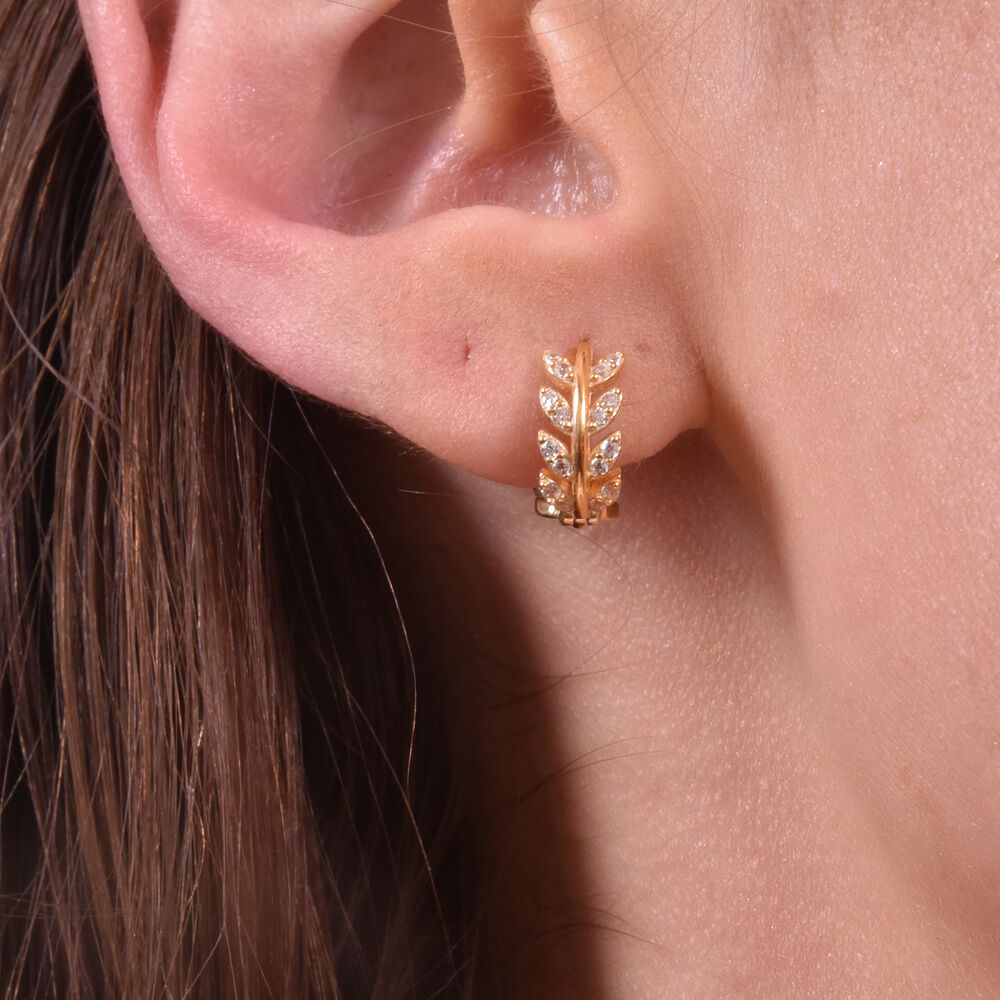 Culturesse Karah Gold Vermeil Dainty Hoop Earrings