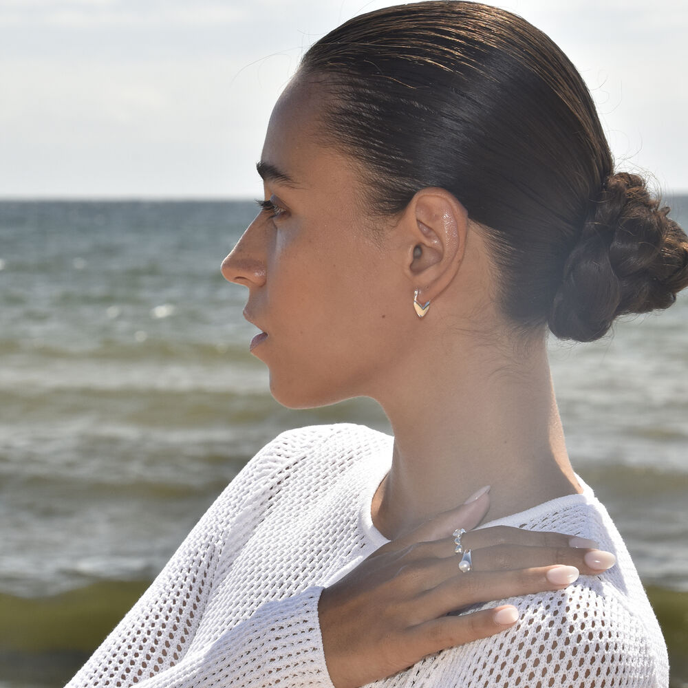 Culturesse Femi Classic Heart Huggie Earrings (Silver)