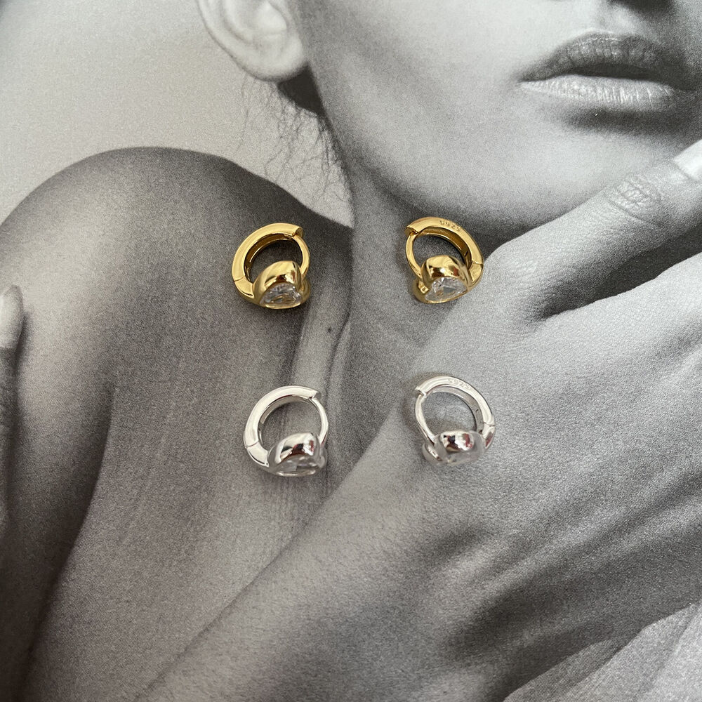 Culturesse Delja Dainty Zircon Heart Huggie Earrings (Gold)