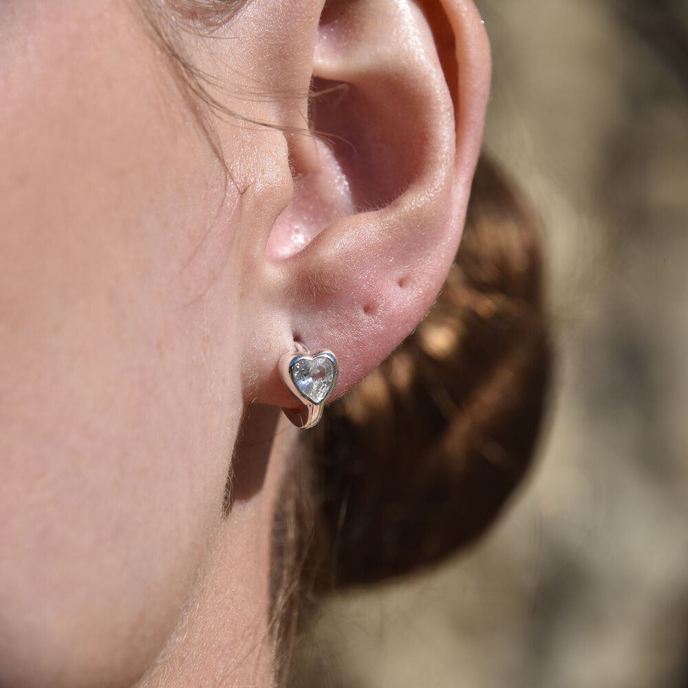 Culturesse Delja Dainty Zircon Heart Huggie Earrings (Silver)