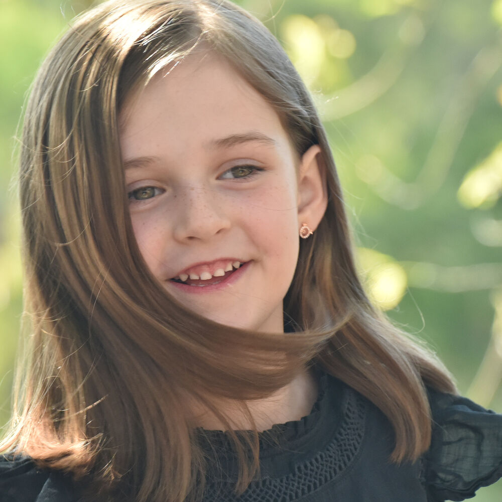 Culturesse Little Crown Fish Rose Gold Stud Earrings