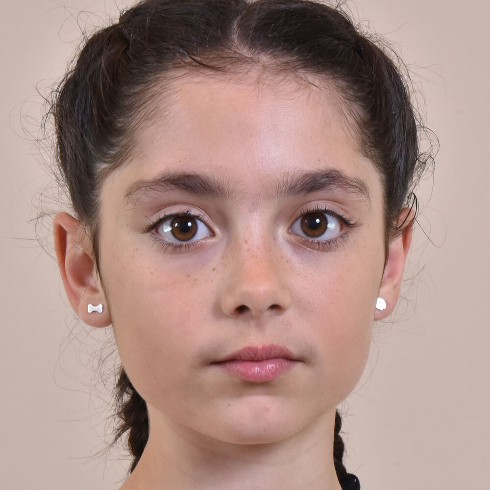 Culturesse Dog and Bone Mismatching Earrings