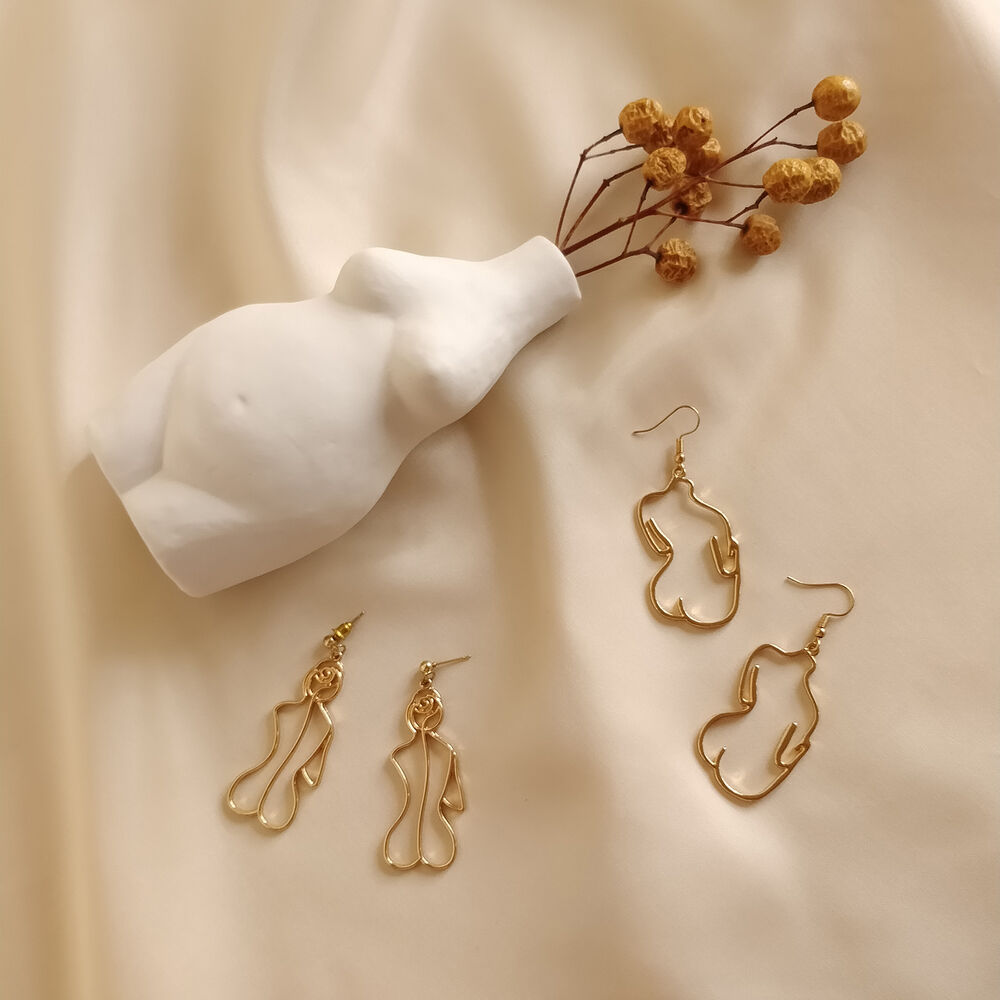 Culturesse Bella Female Back Wire Hook Earrings