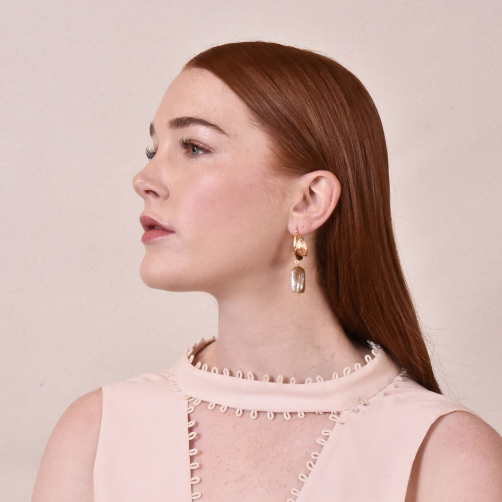 Culturesse Glory Luxury Baroque Pearl Drop Earrings
