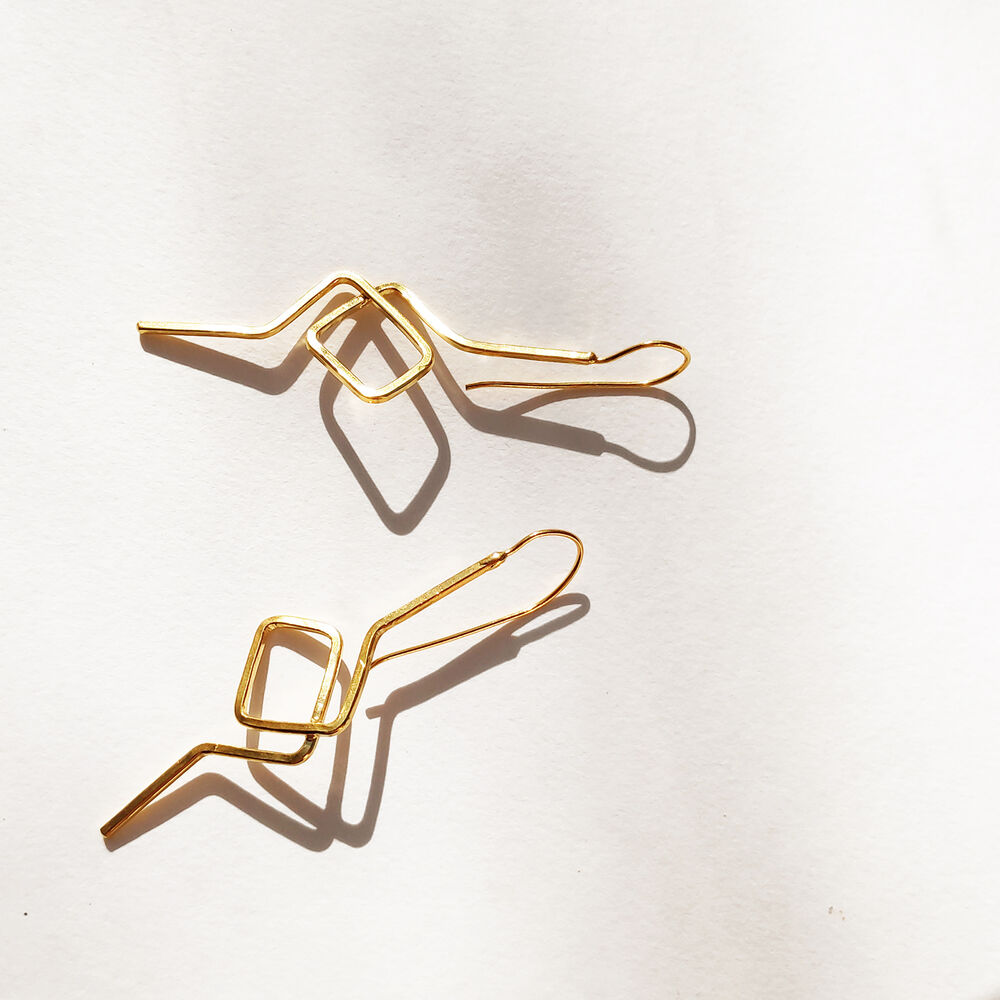 Culturesse Hughette 24K Artisan Line Art Earrings