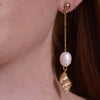Culturesse Svea Mismatching Shell Drop Earrings