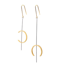 Culturesse Helene Line Art Drop Earrings