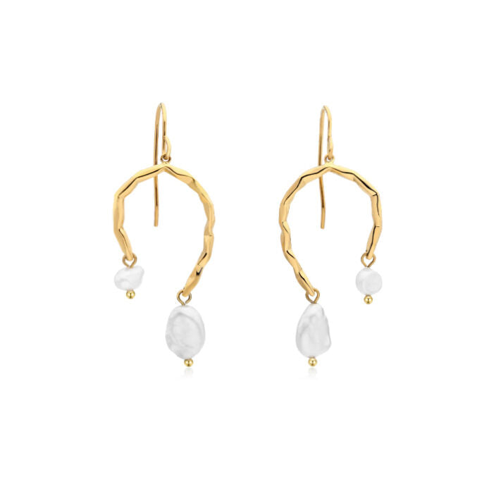Culturesse Everleigh Gold Pearl Arch Earrings
