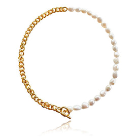 Culturesse Jana Pearl Chain Toggle Bar Necklace