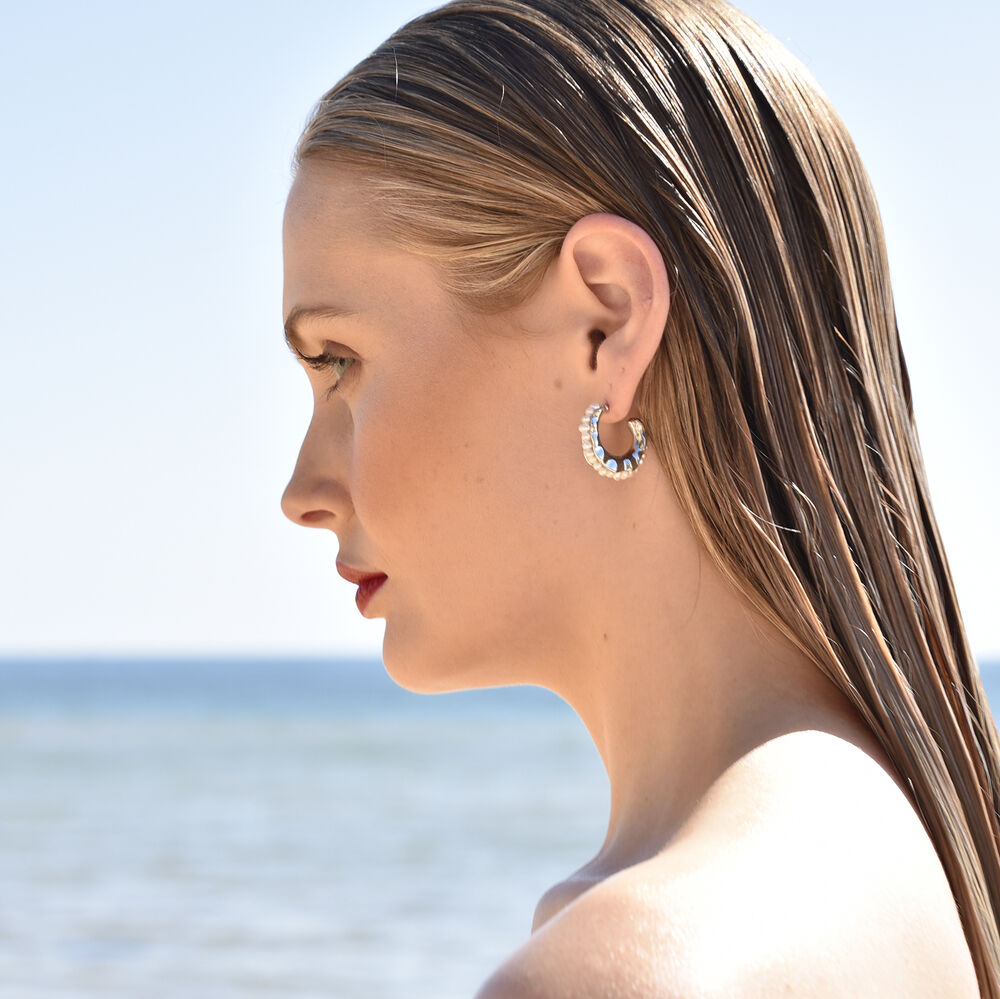 Culturesse Lavine Artisan Freshwater Pearl Curve Earrings