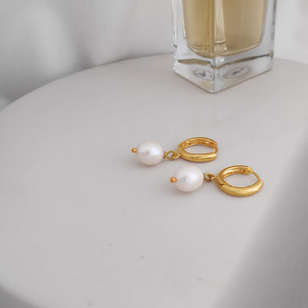 Culturesse Giselle 24k Gold Filled Pearl Drop Earrings