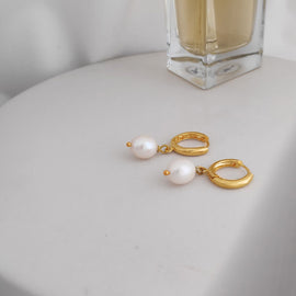 Culturesse Giselle 24k Gold Filled Pearl Drop Earrings