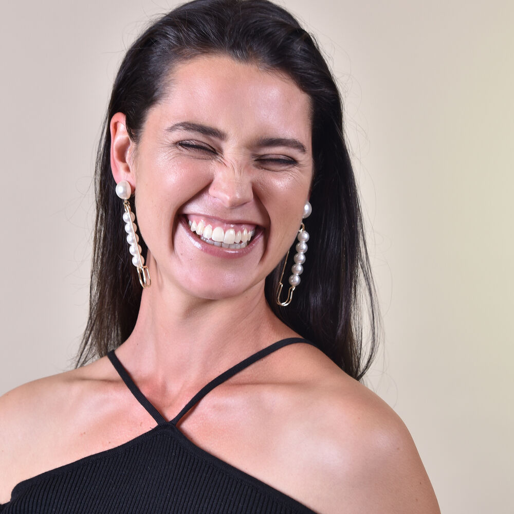 Culturesse Lilou Pearl Pin Statement Earrings