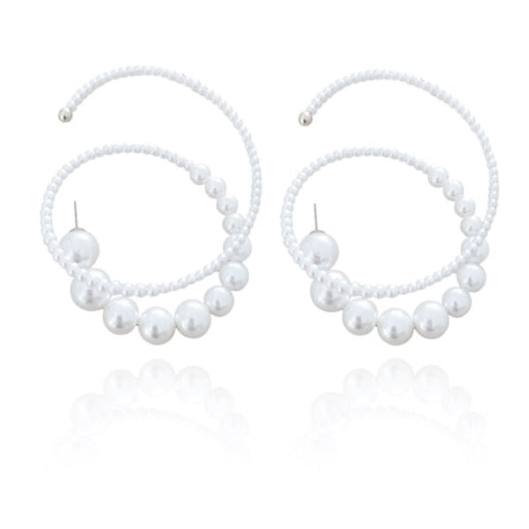 Culturesse Eira Pearl Swirl Hoop Earrings