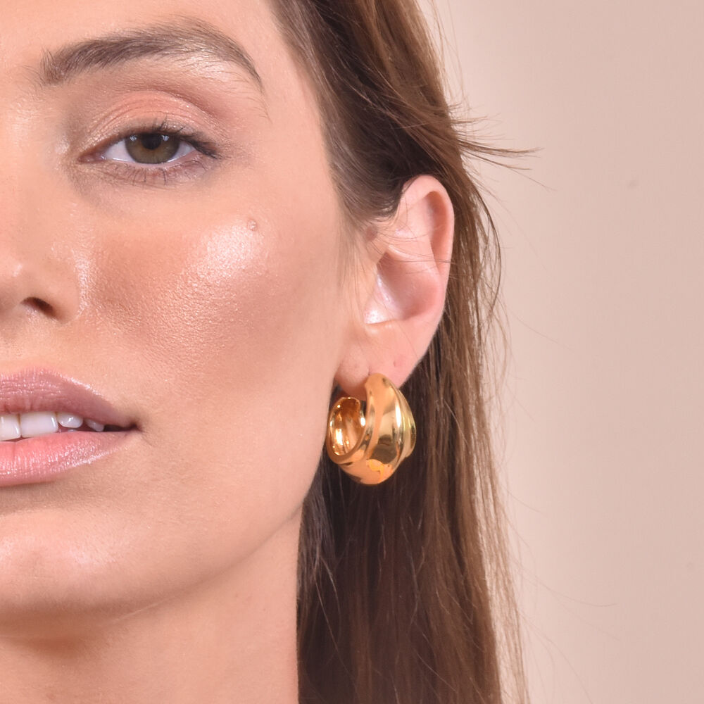 Culturesse Blakely Chunky Gold Bowl Earrings