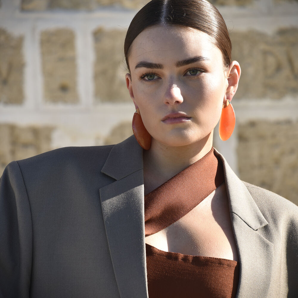 Culturesse Raya Bold Arc Resin Drop Earrings (Sunset Peach)