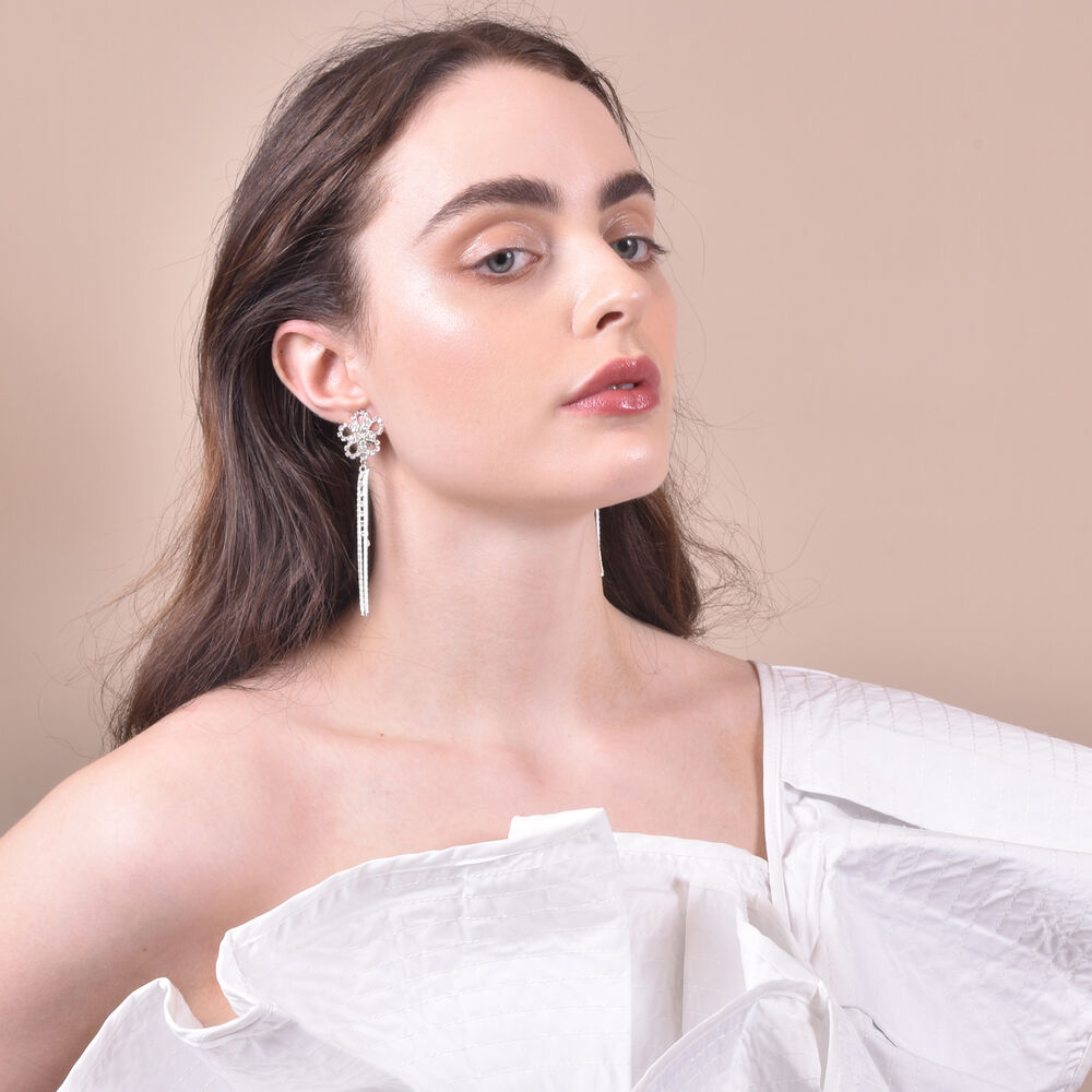 Culturesse Everett Flower Tassel Clip-on Earrings