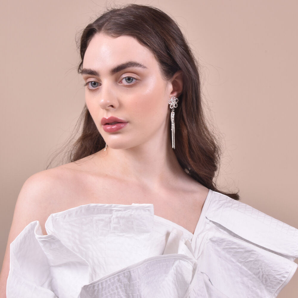 Culturesse Everett Flower Tassel Clip-on Earrings