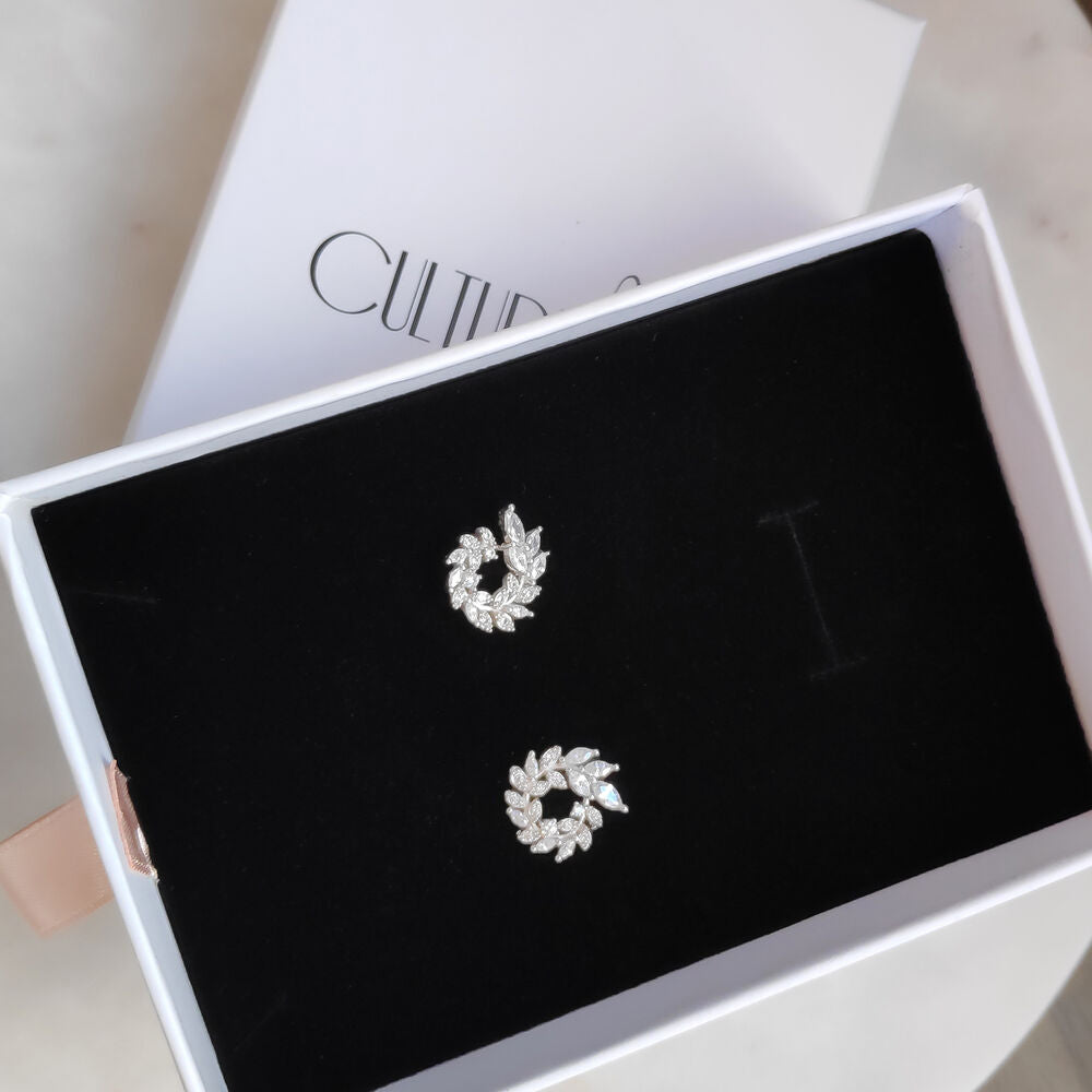 Culturesse Baby Georgia May Crystal Diamante Earrings