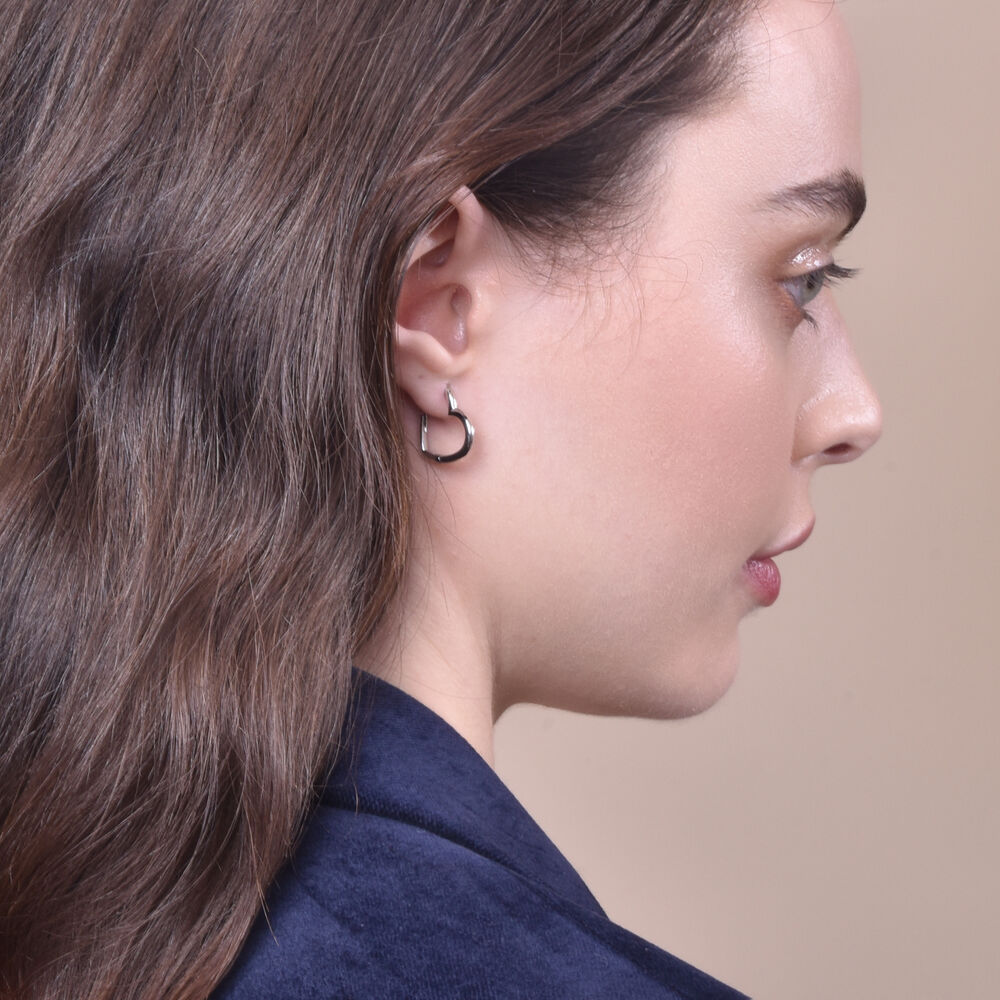 Culturesse Ayn Open Heart Earrings