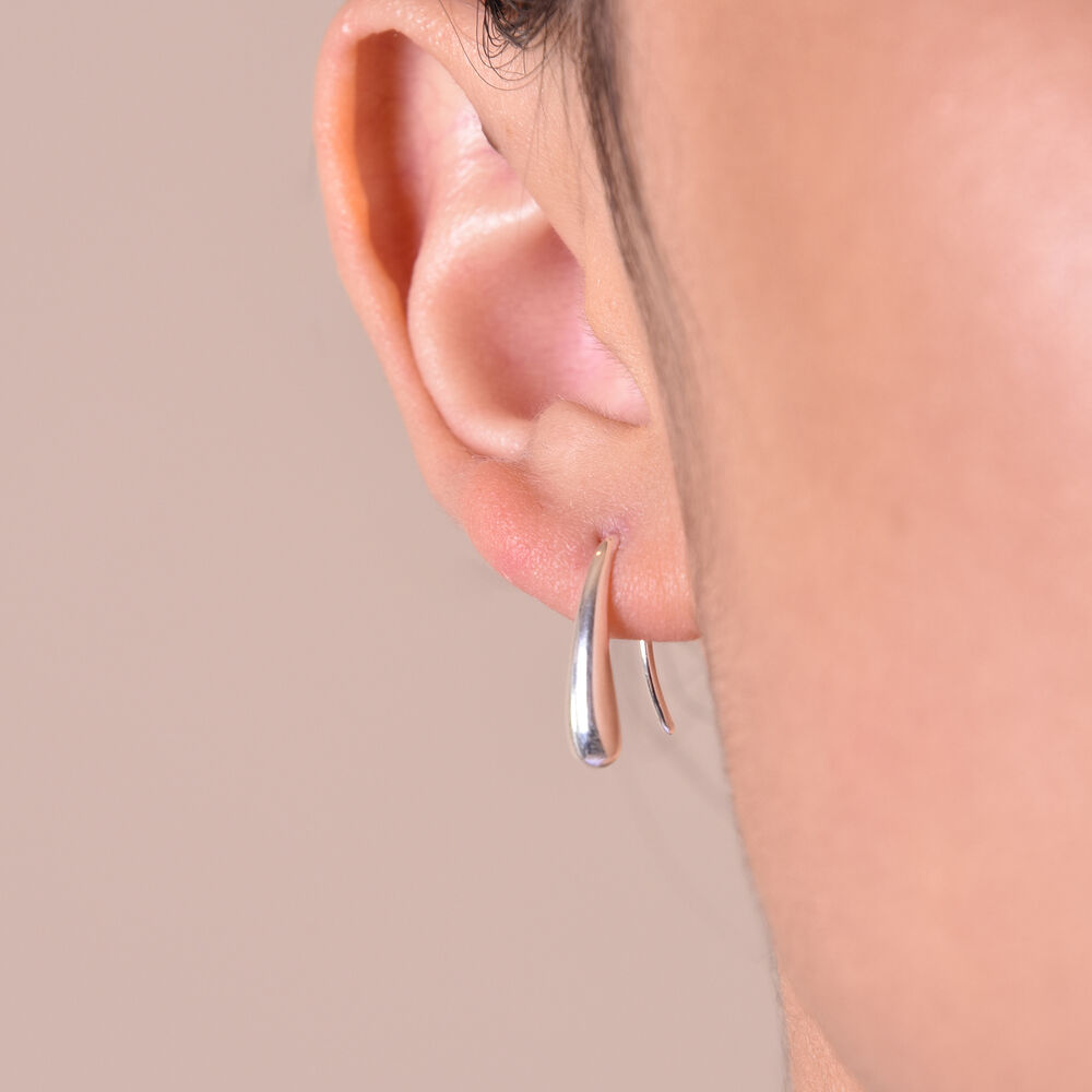 Culturesse Rae Everyday Silver Dainty Earrings
