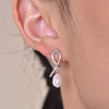 Culturesse Trixie Mismatching Pearl Drop Earrings