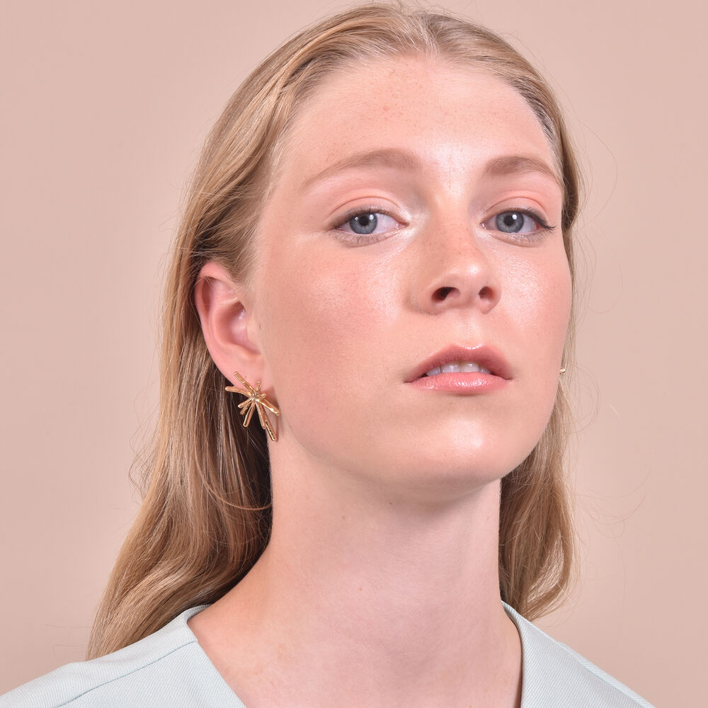 Culturesse Bricia Delicate Sparkle Stud Earrings