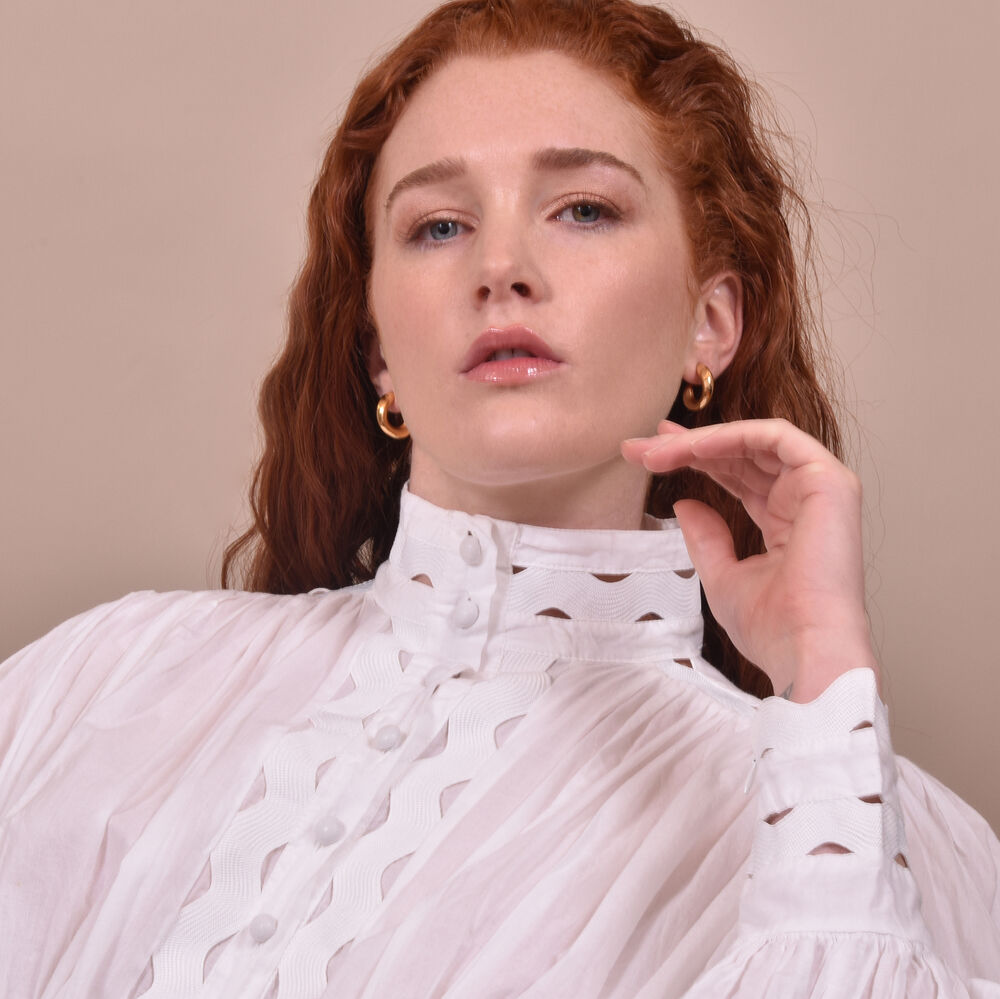 Culturesse Maude Contemporaty Curve Earrings