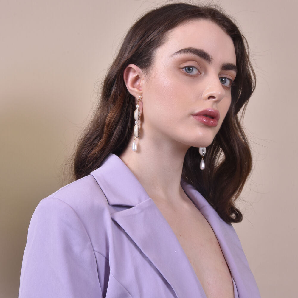 Culturesse Lyria Runway Style Shell Drop Earrings