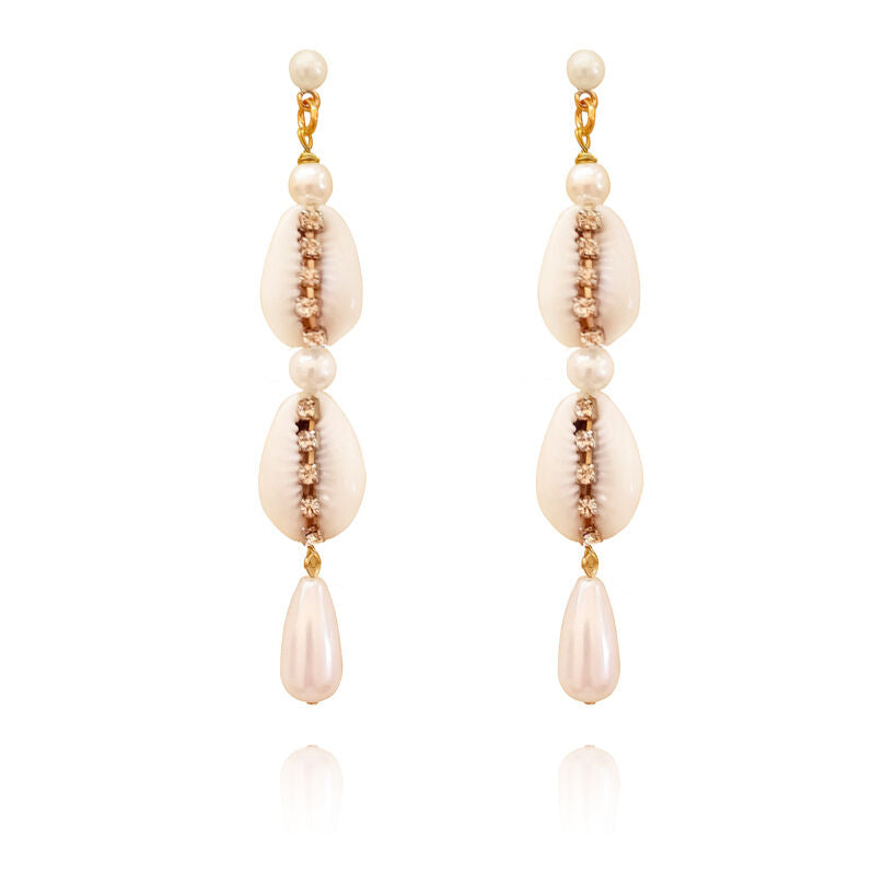 Culturesse Lyria Runway Style Shell Drop Earrings