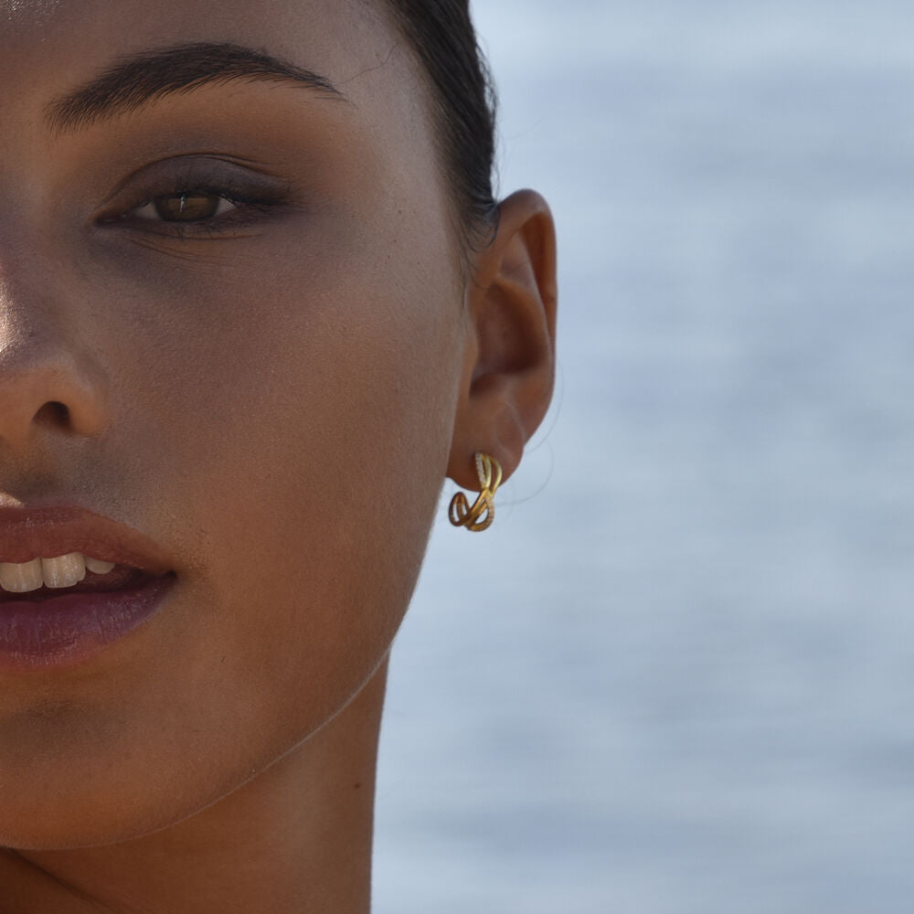 Culturesse Ciara Tri Curve Earrings (Gold)