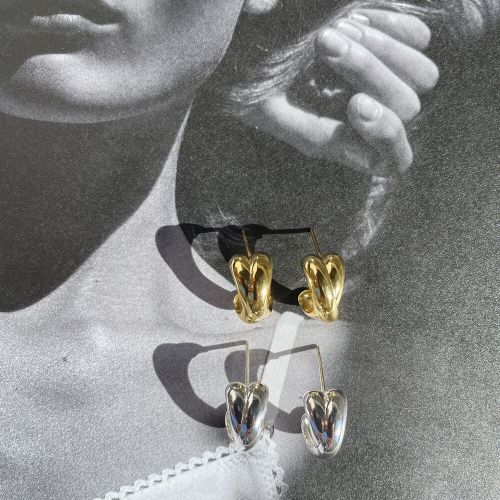 Culturesse Archie Artsy Twin Curve Earrings (Gold Vermeil)