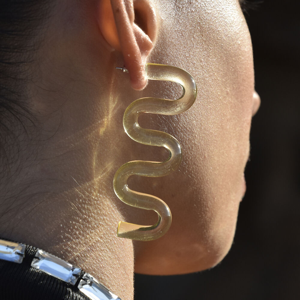 Culturesse Darya Artsy Wave Earrings (Yellow)