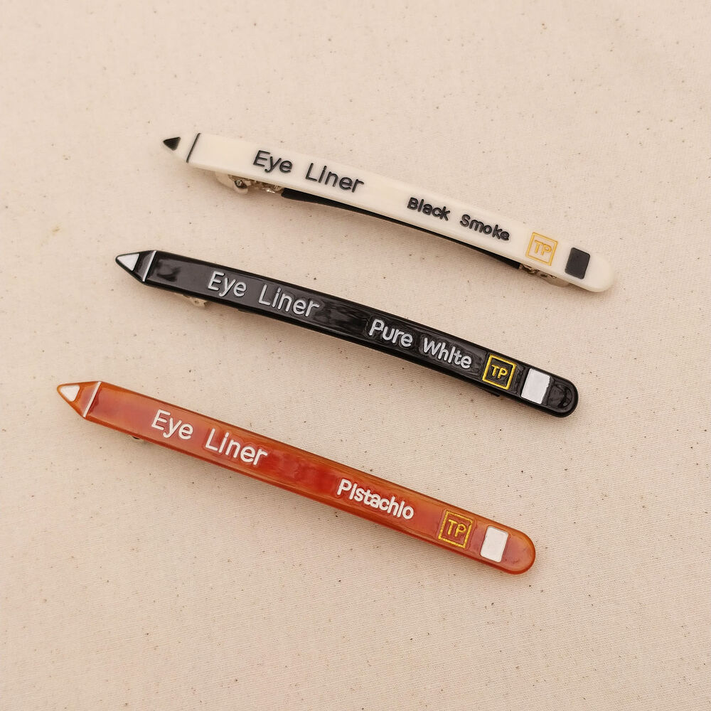 Culturesse Give Me Eyeliner Barrette (White)