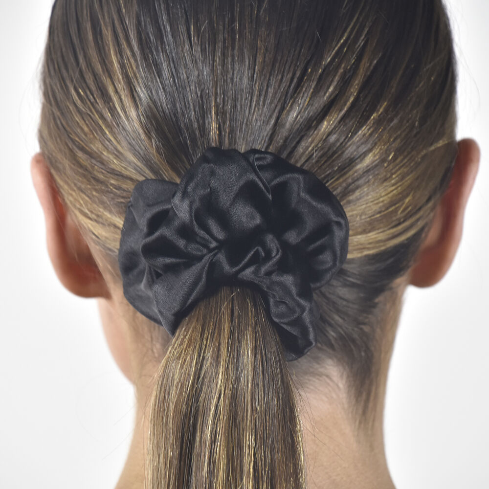 Culturesse Laurie Mulberry Silk Scrunchie (Black)