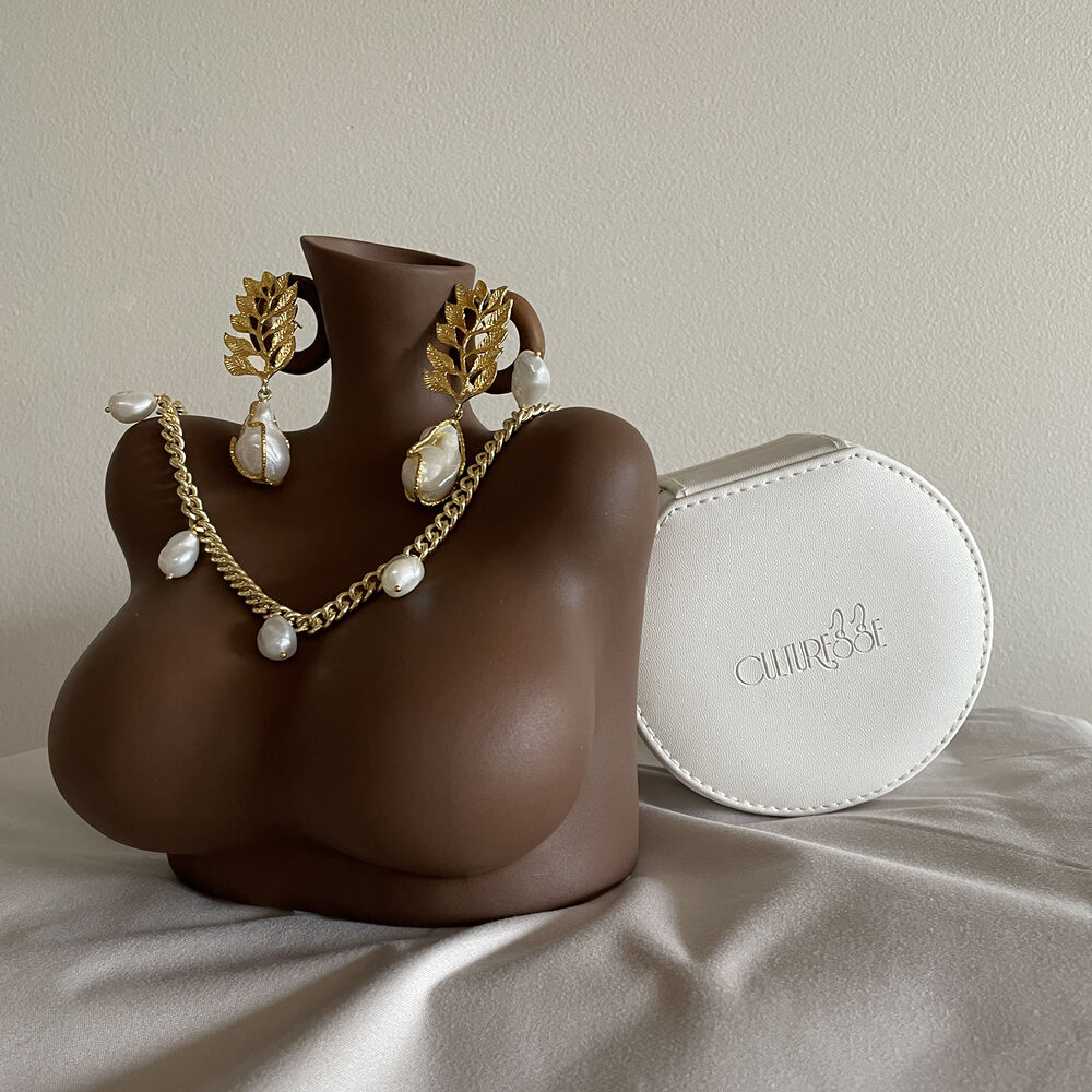 Culturesse Armenia Pearl Chain Necklace