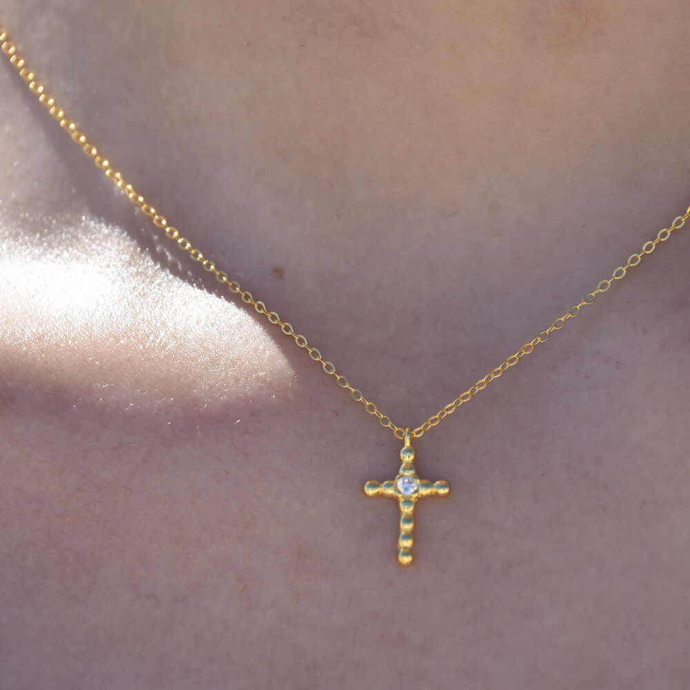 Culturesse Adina Beaded Cross Pendant Necklace (Gold Vermeil)