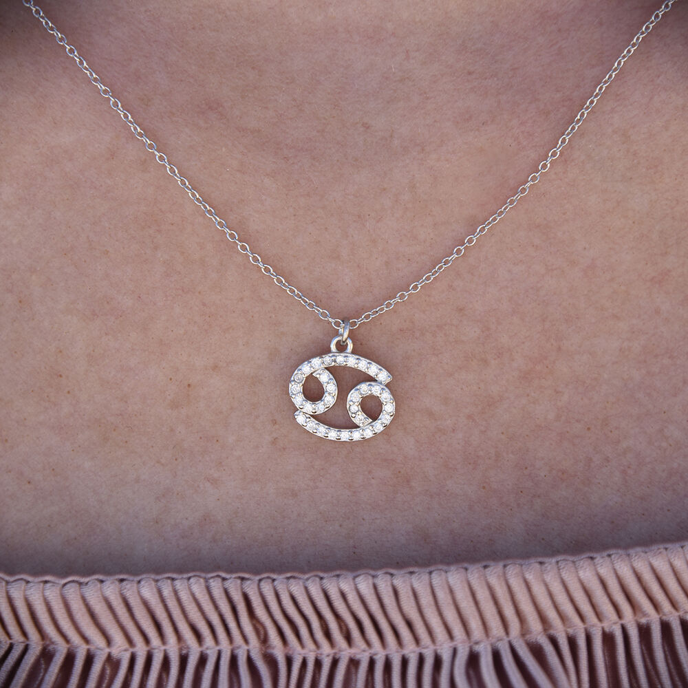 Culturesse Cancer Diamante Pendant Necklace (Silver)