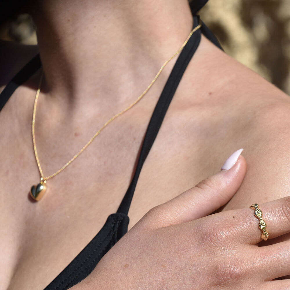 Culturesse Kindred Heart Pendant Necklace (Gold)